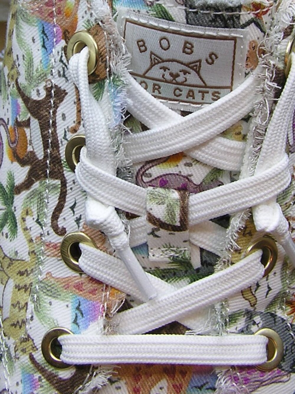 Bob's For Cats Women's Jungle Step Sneakers - Picture 6 of 8